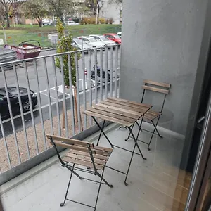 Modern Apartman Bécs